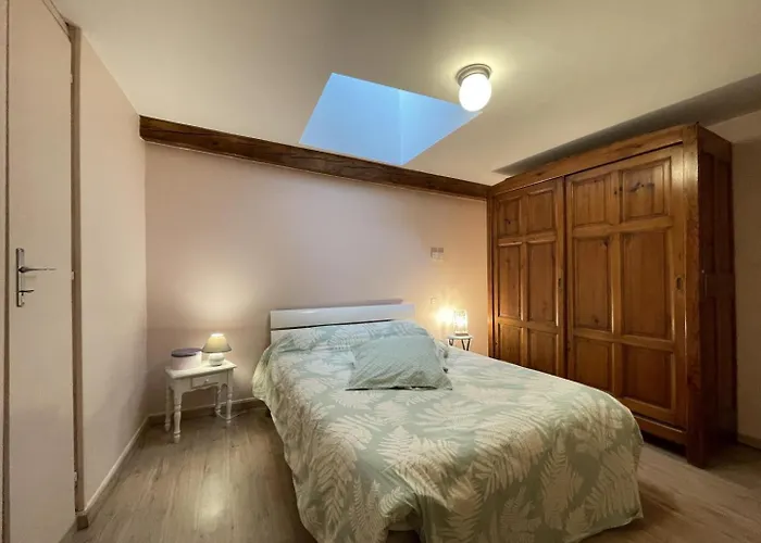 Des Cols بيت للعطل Aydius