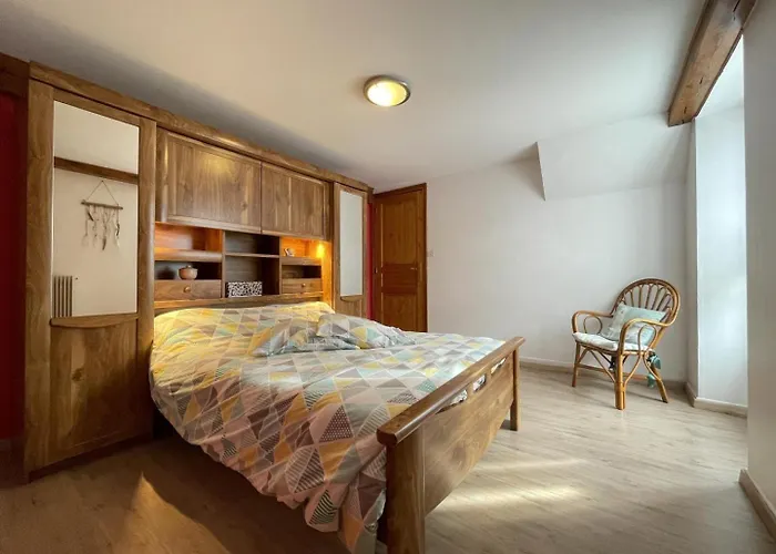 بيت للعطل Des Cols