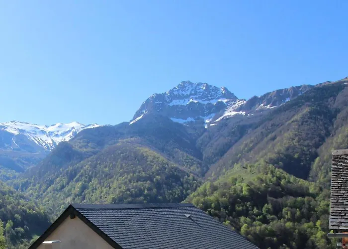 Des Cols بيت للعطل