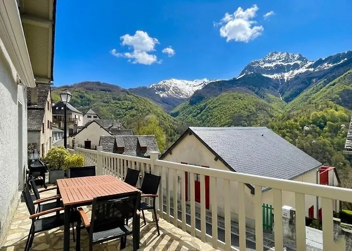 Des Cols بيت للعطل Aydius